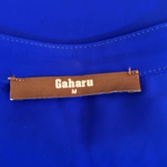 Gaharu split neck tunic - Picture 3 of 7